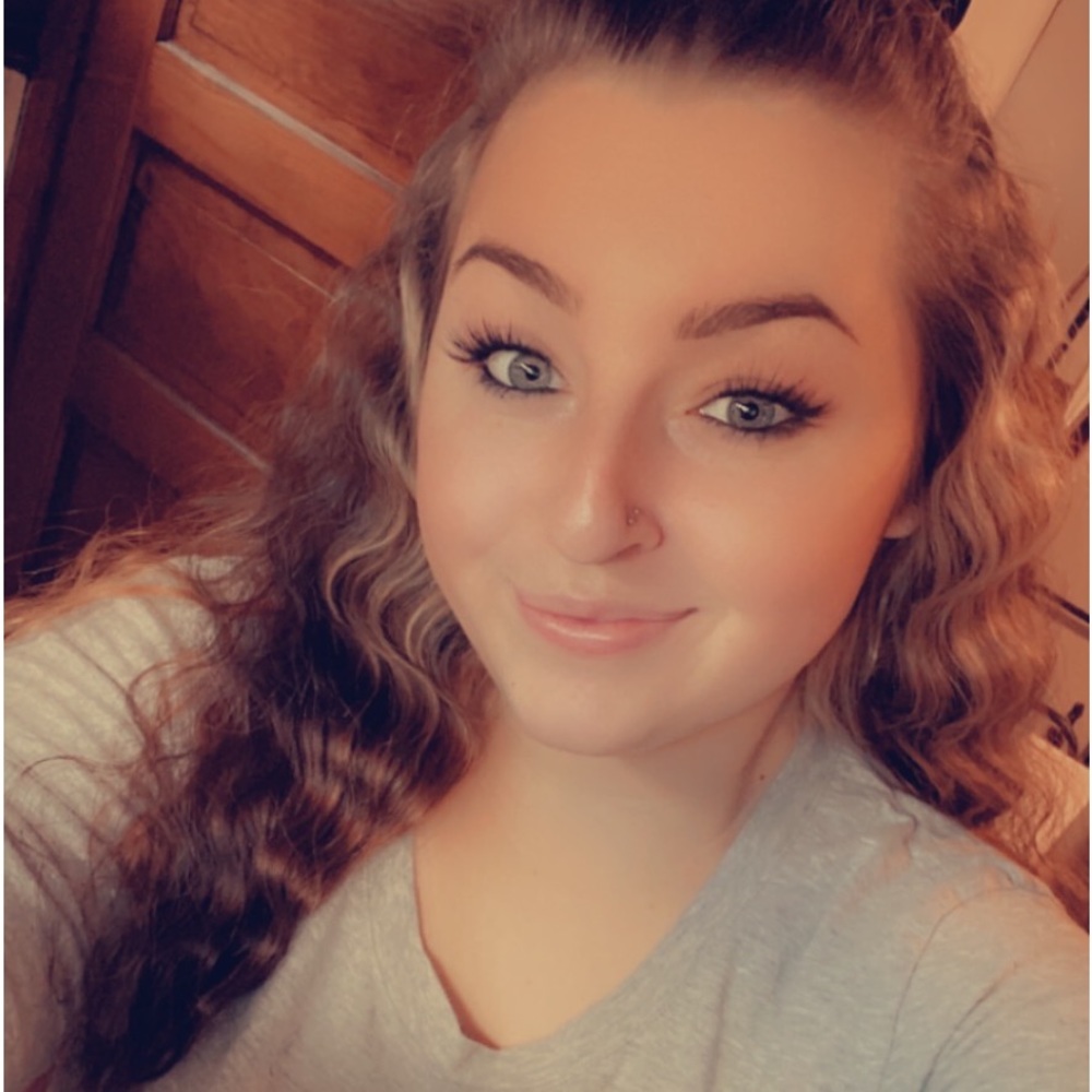 Meet your Posher, Maria